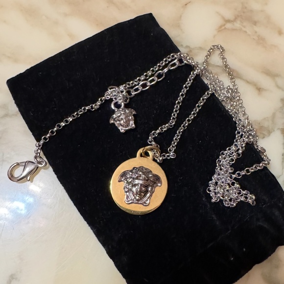 Versace Medusa Necklace Gold Silver - Picture 1 of 1
